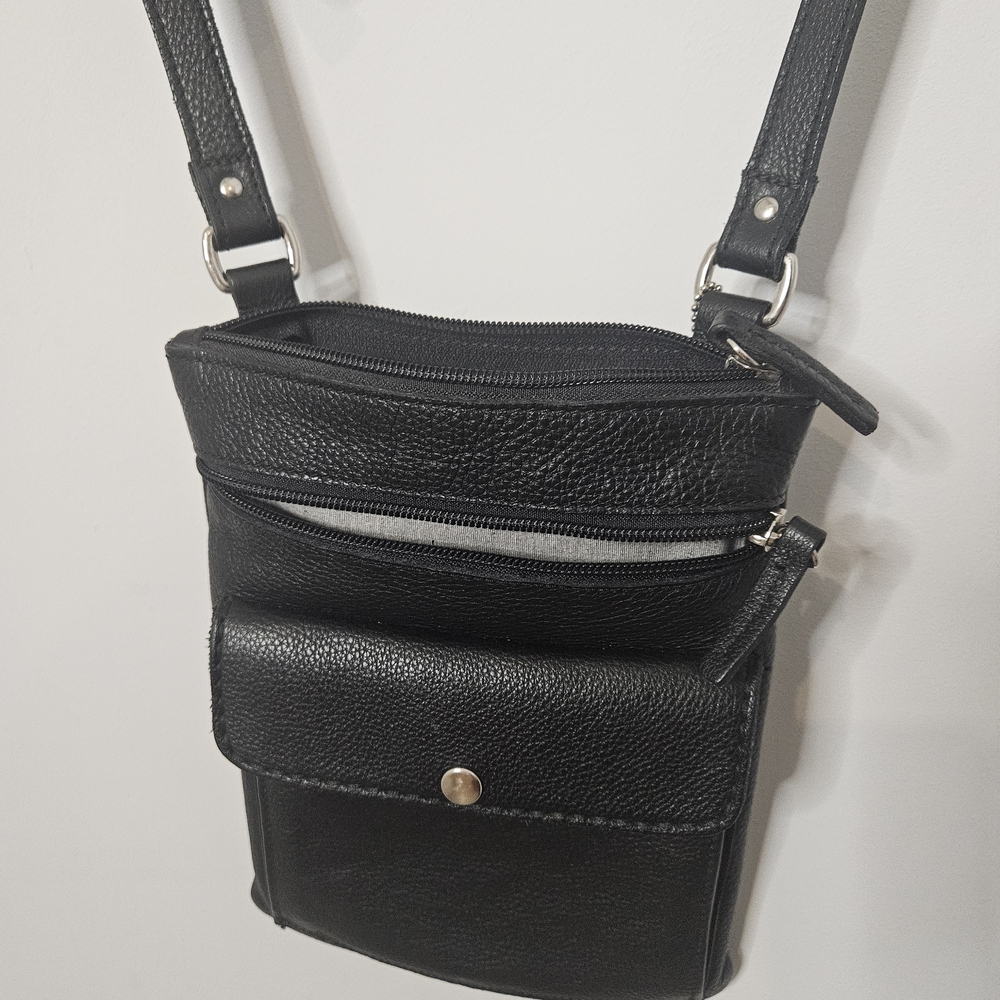 Roots Black Leather Crossbody Bag